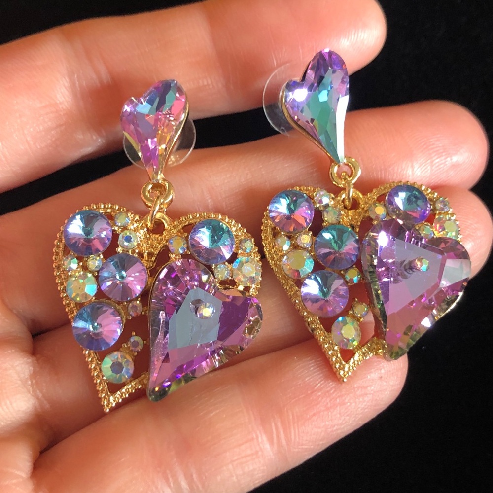 Jewelry - Elegant Heart-Shaped Faux Purple Gemstone and Gold Tone Earrings - Picture 2 of 7